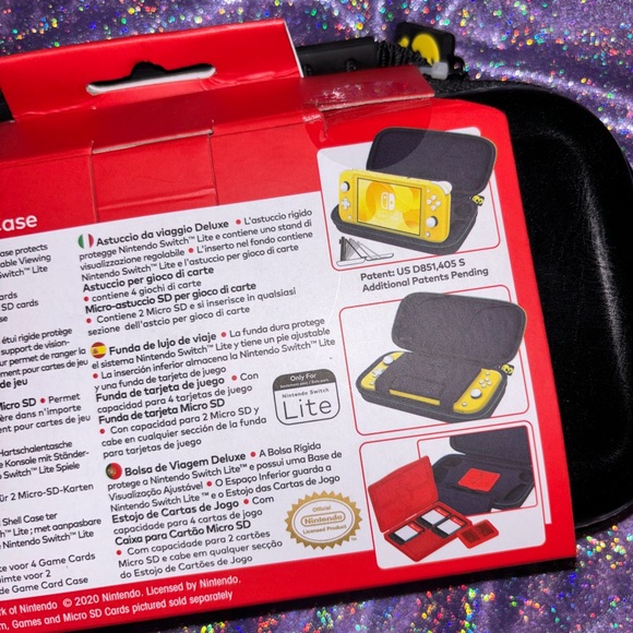 Nintendo Switch Luigi Travel Case - Picture 5 of 5